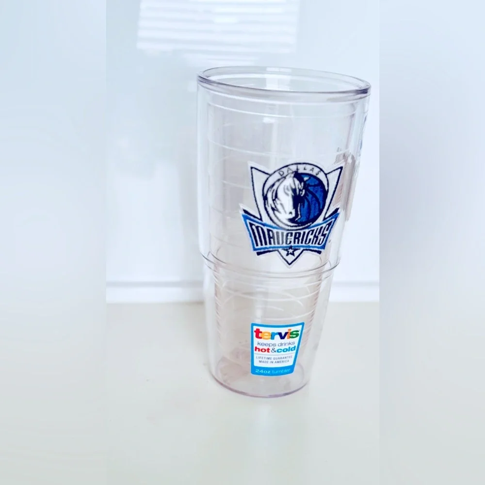 TERVIS 24 oz. Dallas Mavericks Basketball Sports Insulated Cup Drinkware 2011